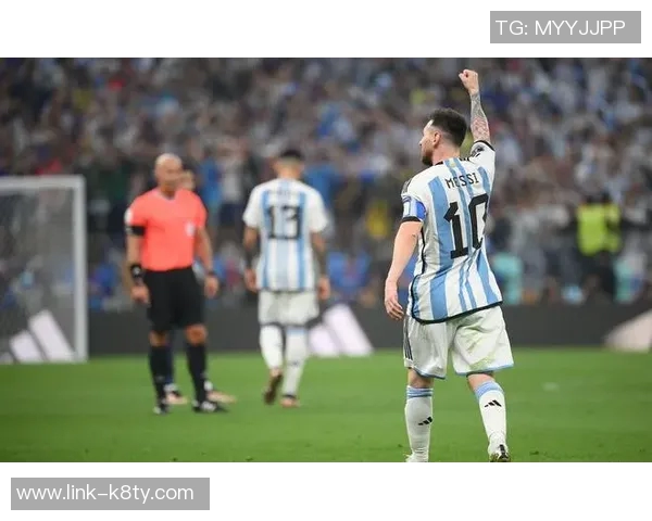 戴维点球失误引发争议记者怒斥其草率行为令人无法接受